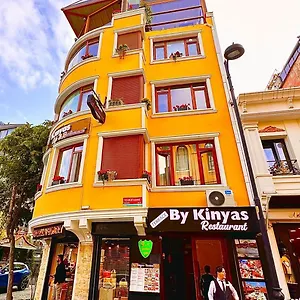 Hotel By Kinyas