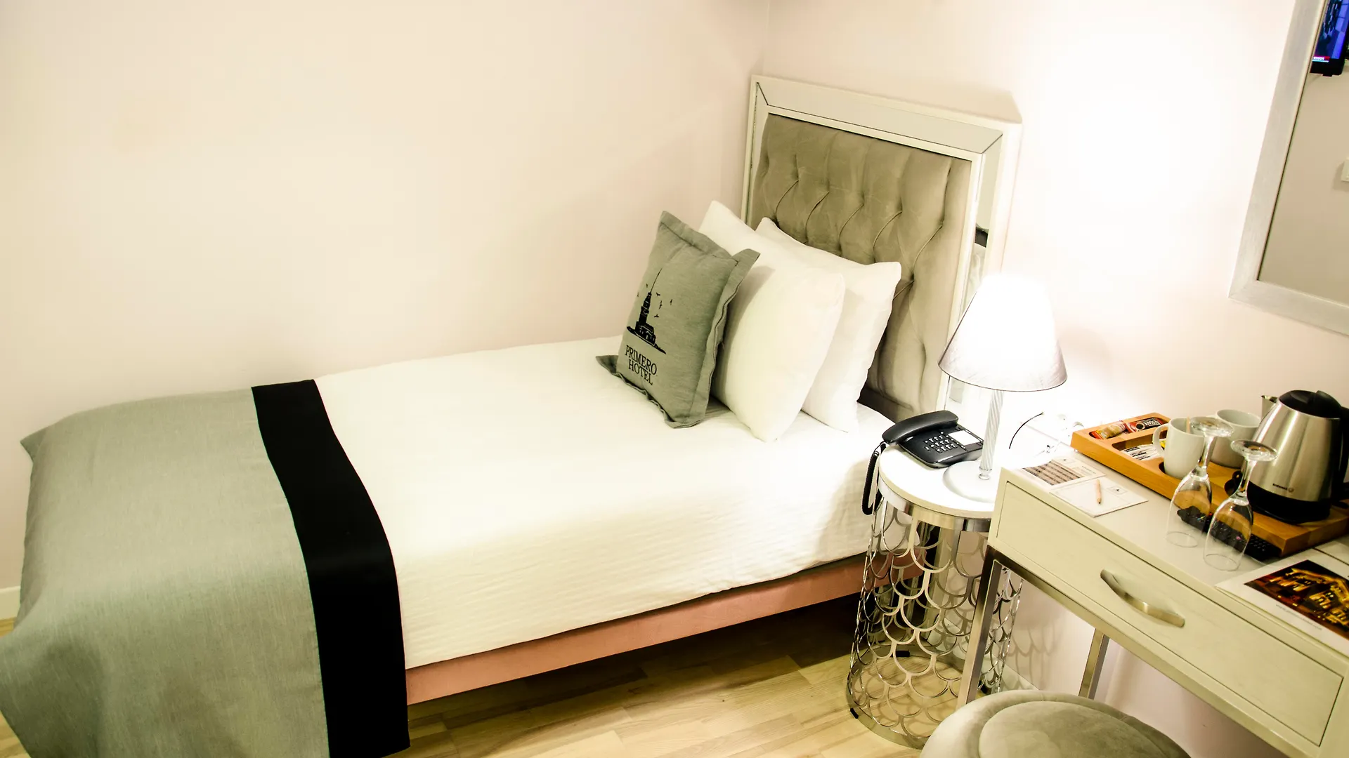 Primero Hotel Istanboel